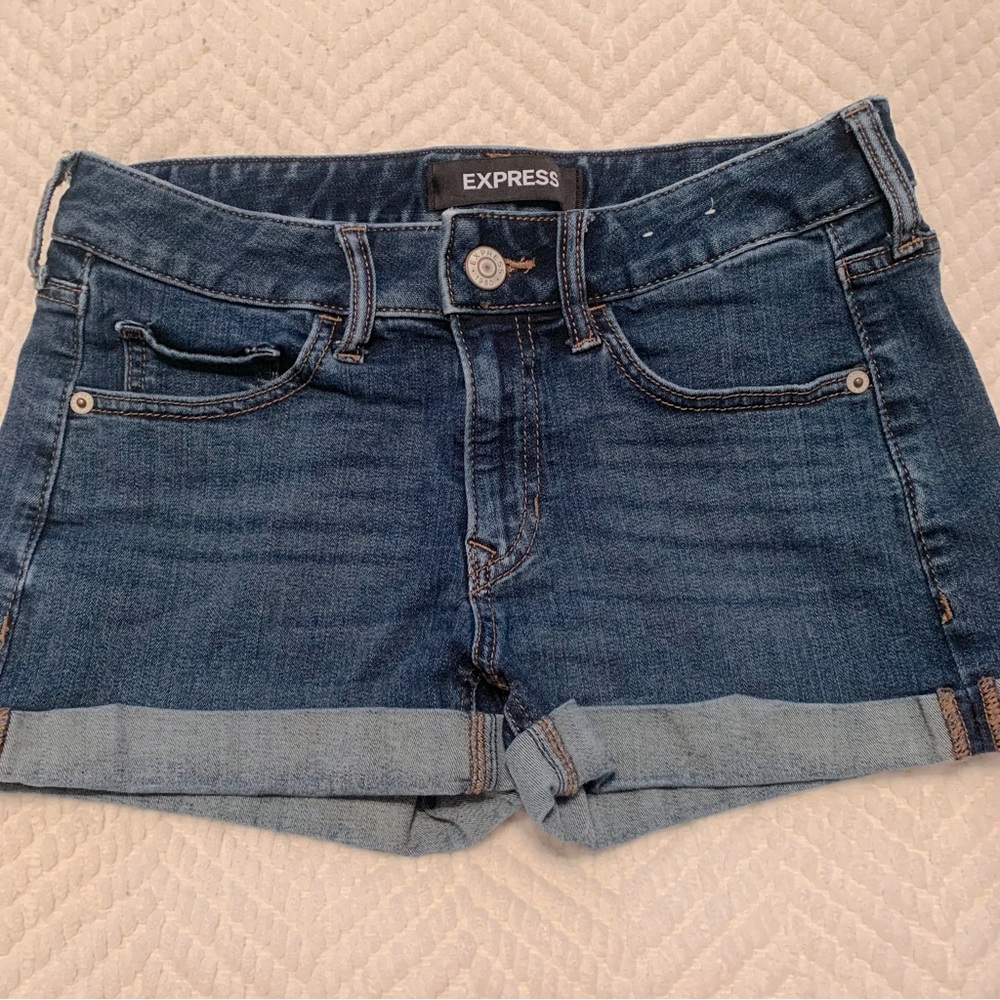 Express shorts